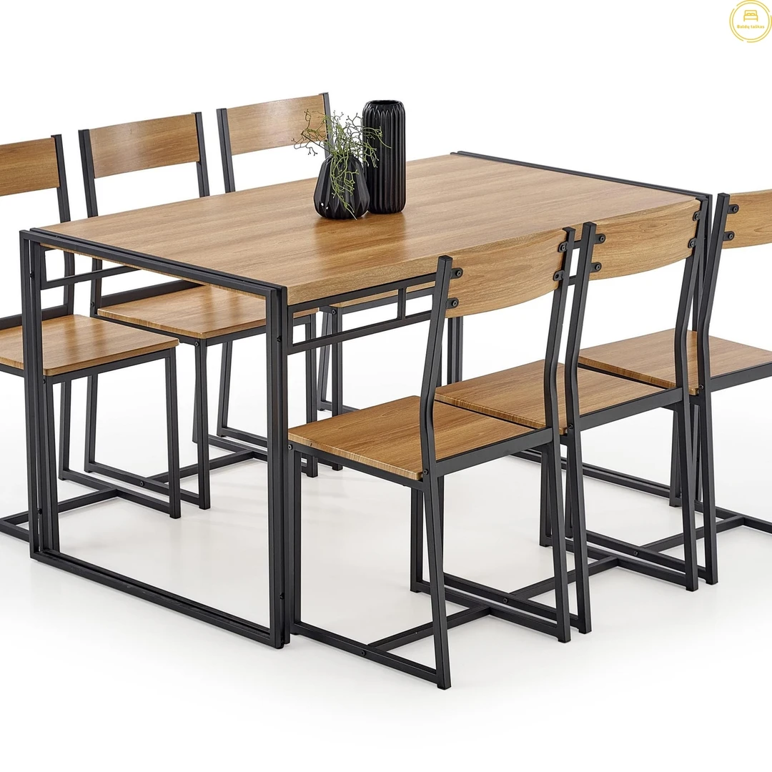 Medinis valgomasis stalas šeimos ir draugų malonumui