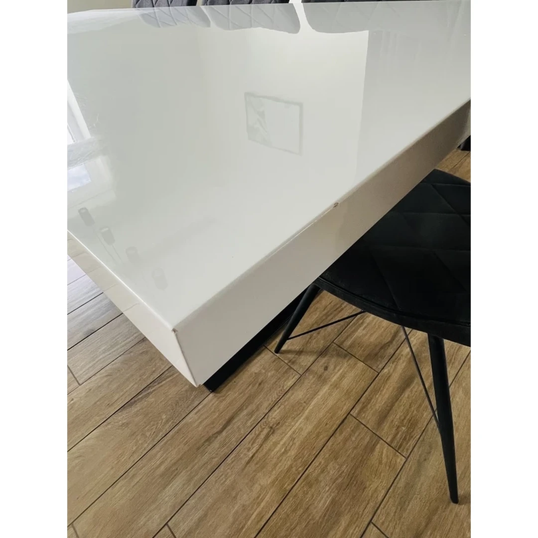 Modernus valgomasis stalas su 8 kėdėmis pagal užsakymą