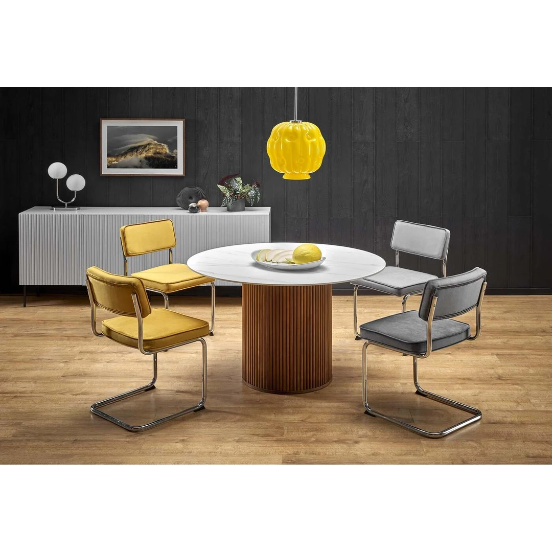 Stilinga keramikos virtuvės stalviršis su medžio kojomis