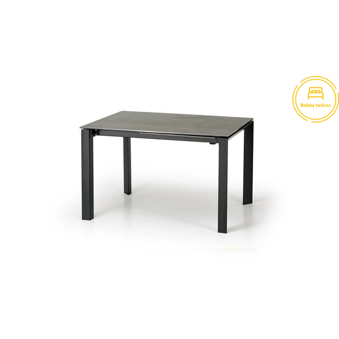 Elegantiška sofos komplektacija su minkštais pagalvėmis