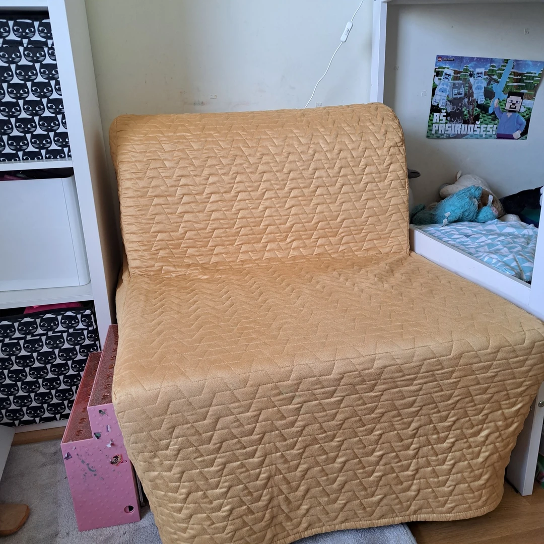 Fotelio-lova su keičiamu užvalkalu ir ratukais