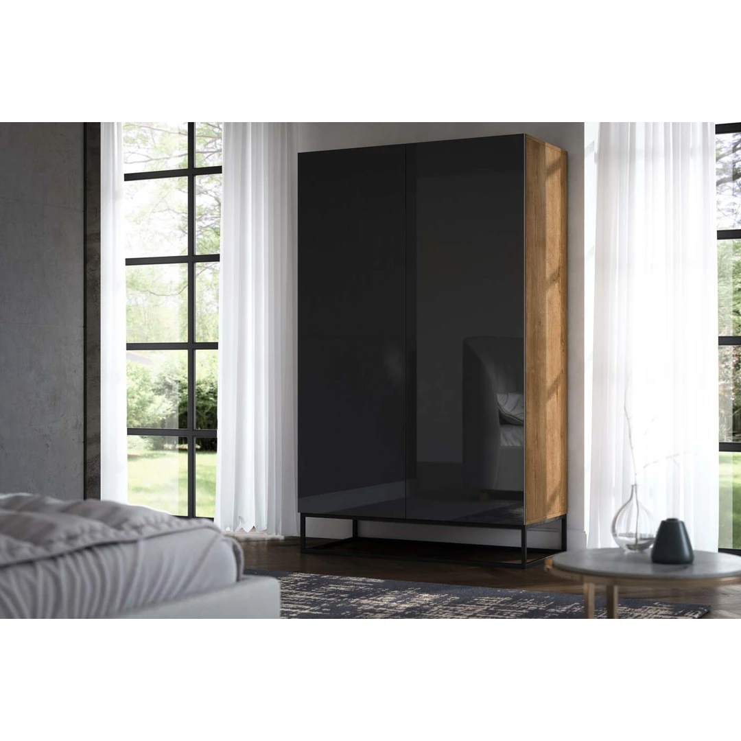 Stilinga ir moderni spinta EL7095 su blizgia durelių apdaila