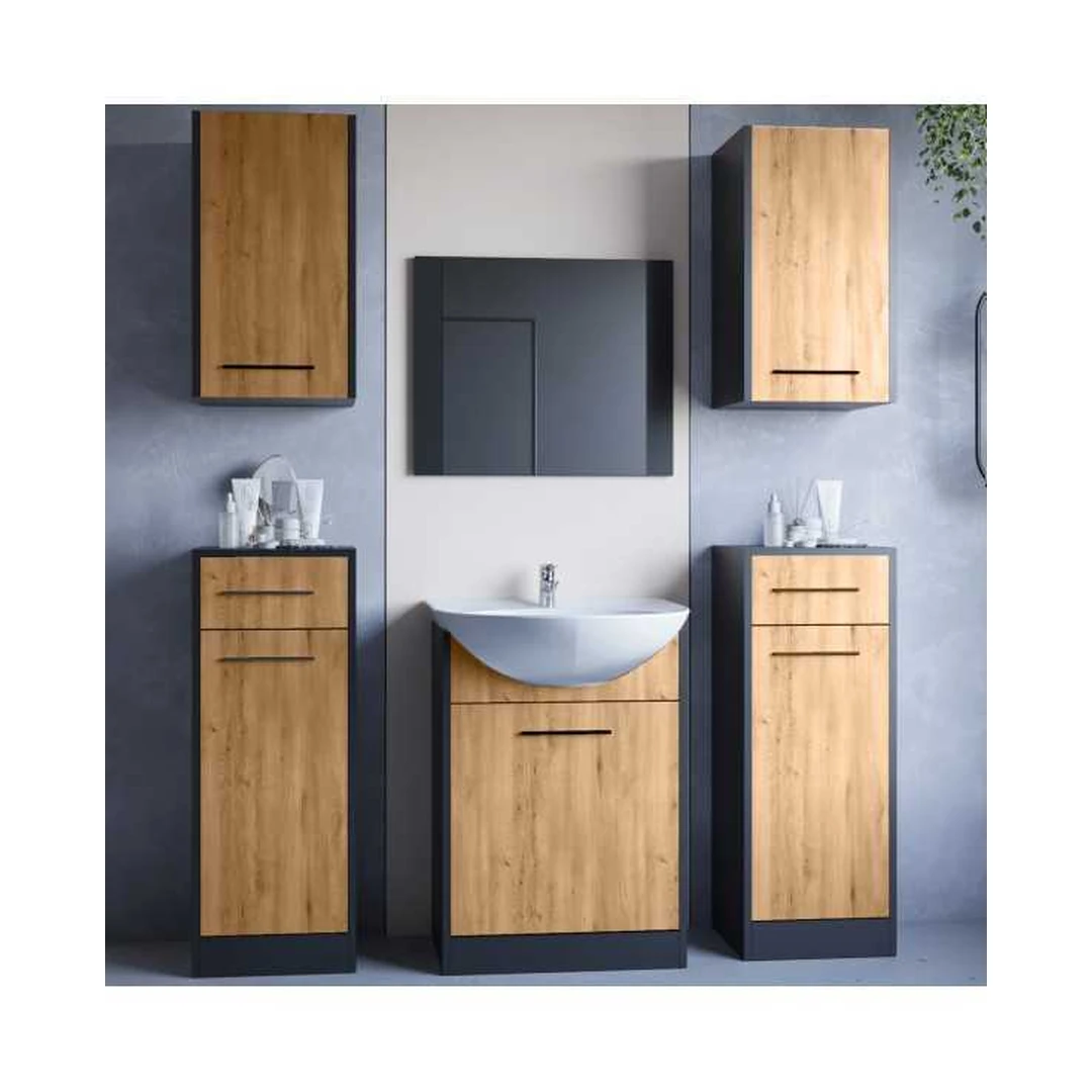 Moderni vonios spinta su stalčiais ir veidrodžiu