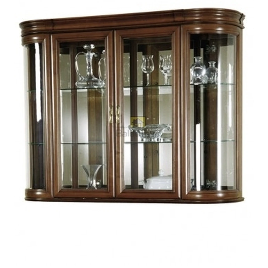 Modernus stalas su veidrodžiu ir metalinėmis rankenėlėmis