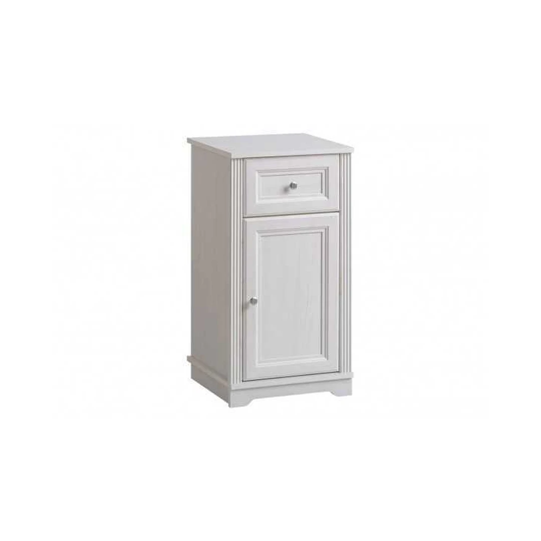 Šiuolaikiška baltos spalvos spinta su metalinėmis rankenomis