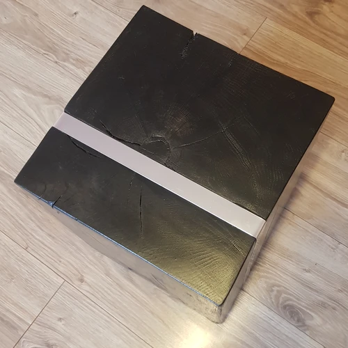 Masyvo kaladės ir staliukai