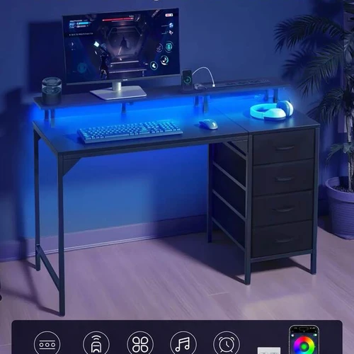 120 cm kompiuterio žaidimų stalas su LED lemputėmis ir maitinimu, juodas - Darbo stalai