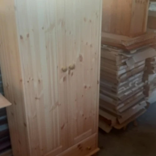 Moderni ROMANTICA ENTRE spinta su 2D dizainu