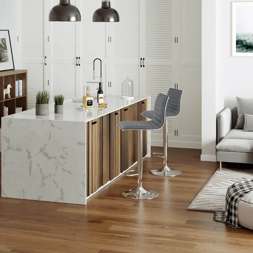 Minkšti kėdės su mediniu karkasu