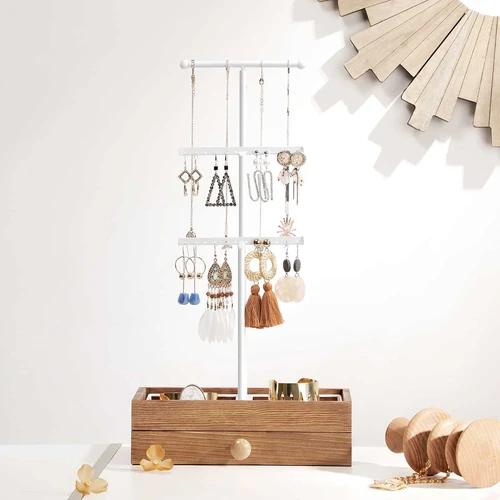 Kokybiškas pušies medienos papuošalų stovas su metalinėmis grotelėmis