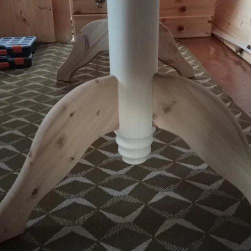 Mūrinis stalas DOKKA su 2 praplėtimo lygiais