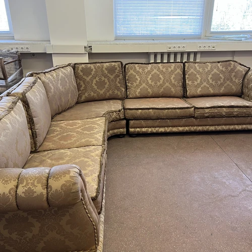 Prabangi kampinė sofa ASNAGHI (Italija)