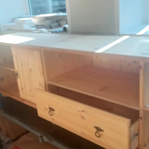 Unikali žurnalinė staliuko kolekcija