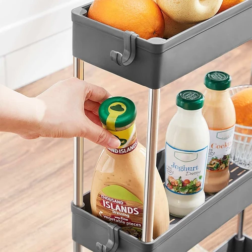 Erdvus vežimėlis dažnai naudojamiems daiktams laikyti