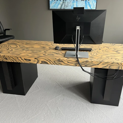 Darbo stalas naudotas 5 mėn.