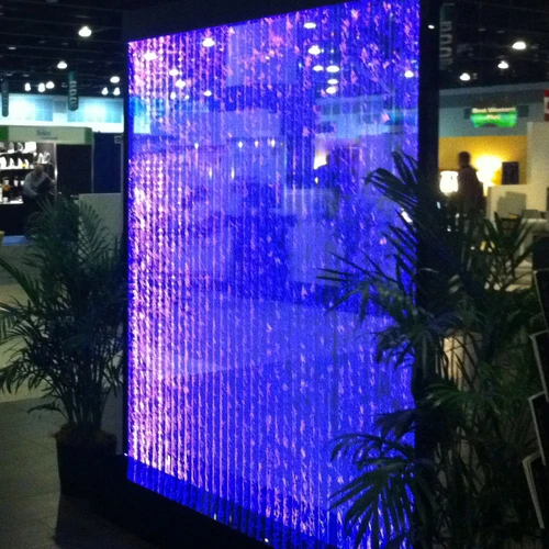 Burbulų Vandens sienelė – unikalus judantis stilius