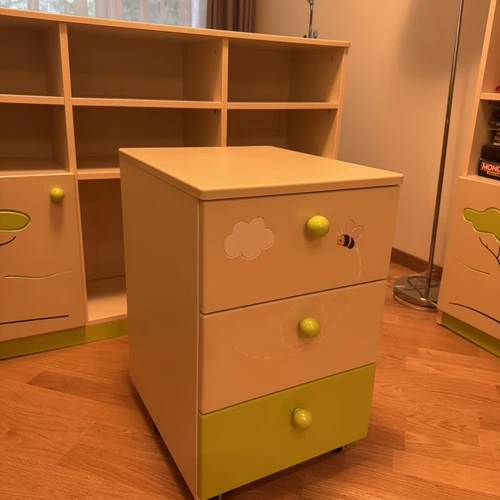 Meblik Safari stalčių spintelė