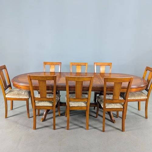 Natūralaus medžio valgomojo komplektas su raštuotu audiniu