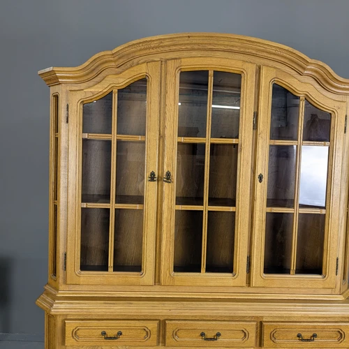 Ervi ažuolo indauja knygoms ir indams