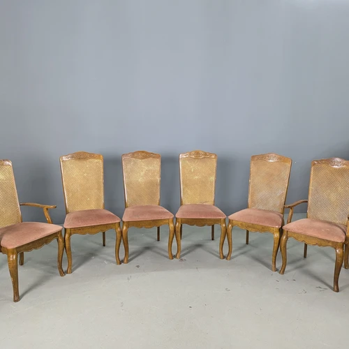 Klasikinės kėdės su raižyta nugarėle – 6 vnt. komplektas