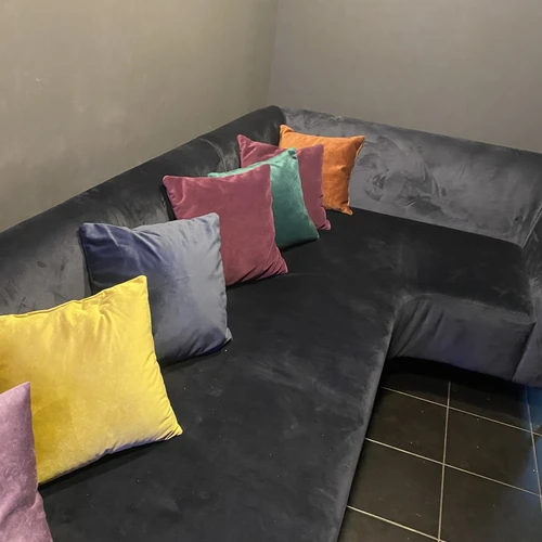 Didelės apimties kampas, tinkamas erdviems interjerams