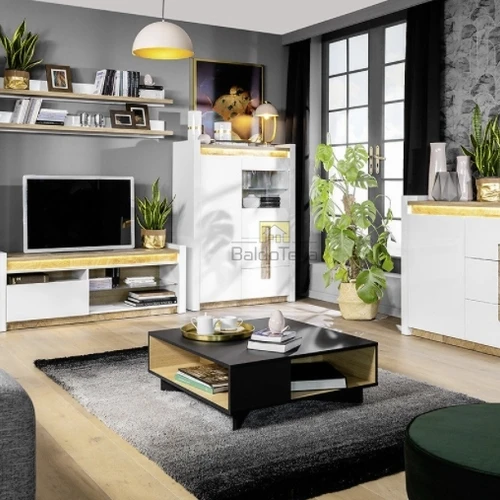 Elegantiška balta blizgi lova su moderniu LED apšvietimu