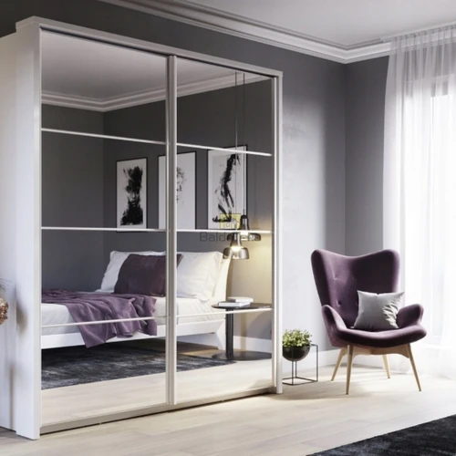 Didelė veidrodinė spinta su LMDP ir balta matine danga