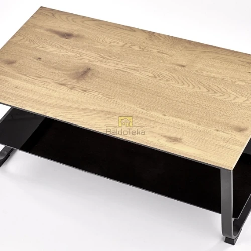 Modernus juodos spalvos stalas su plieno apvadais