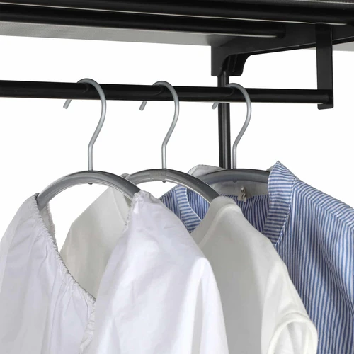 Moderni juoda spintelė su plastikinėmis jungtimis