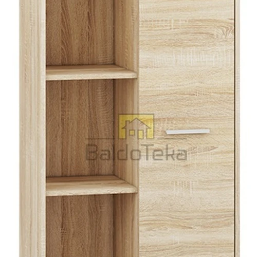 Erdvi spinta su šviesaus ąžuolo sonoma apdaila