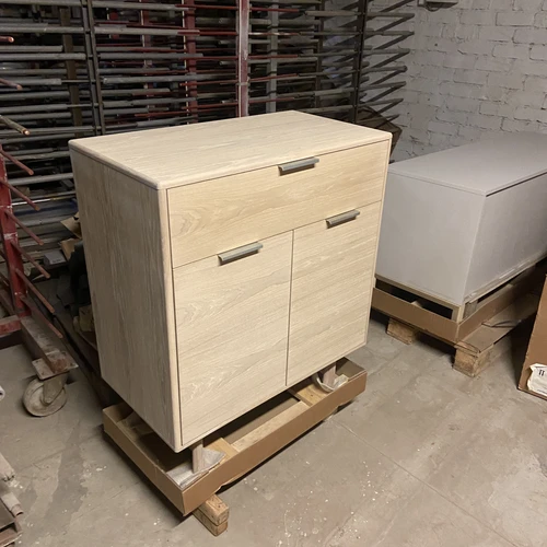 Įspūdinga dviejų durų spintelė Greta – skandinaviškas šarmas jūsų namams