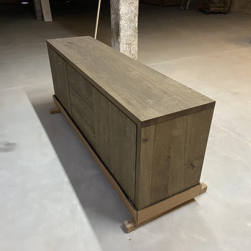 Plati 180 cm ąžuolo lūkšto komoda