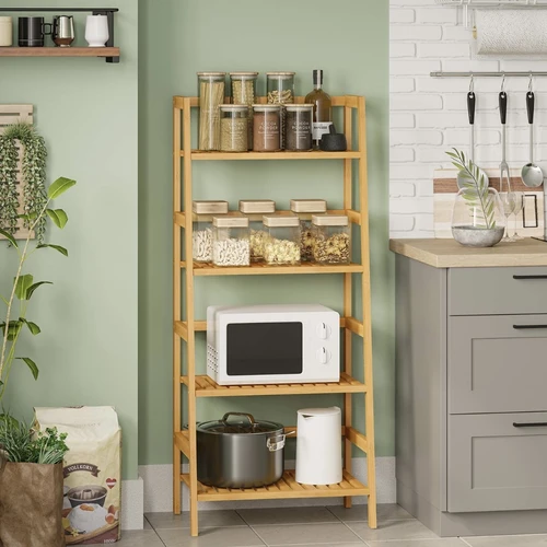 Stilinga vonios kambario lentyna svetainei