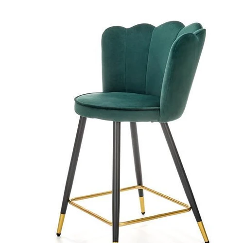 Tamsiai žalia spalva puikiai tinka bet kokiam interjerui