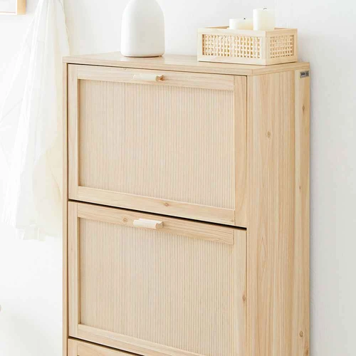 Batų spintelė 60x24x118cm., šviesiai rudos/baltos spalvos - Batų dėžės, stovai
