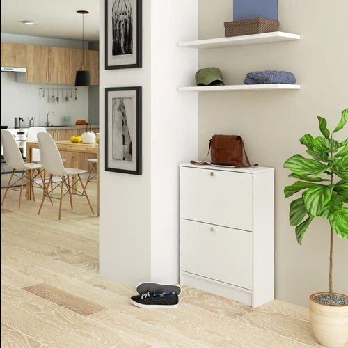 Funkcionalus baldas koridoriui su dekoratyvine viršutine dalimi