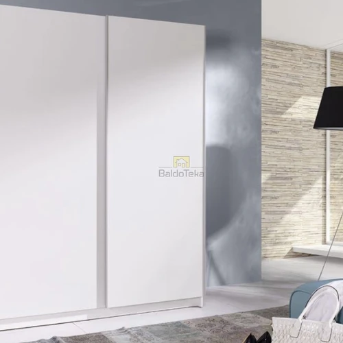 Ekskliuzyvinė LMDP spinta balta matinė, 150x206x62 cm