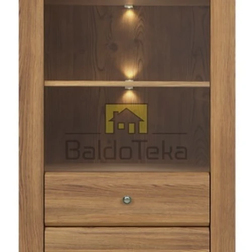 Patogi spinta su metalinėmis rankenėlėmis