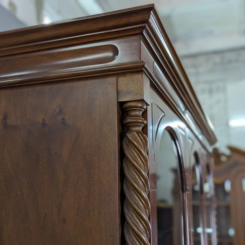 Masyvios raudonmedžio indaujos 219cm aukščio