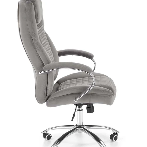 Minkšta kėdė su aksominiu audiniu ir patogiais ratais