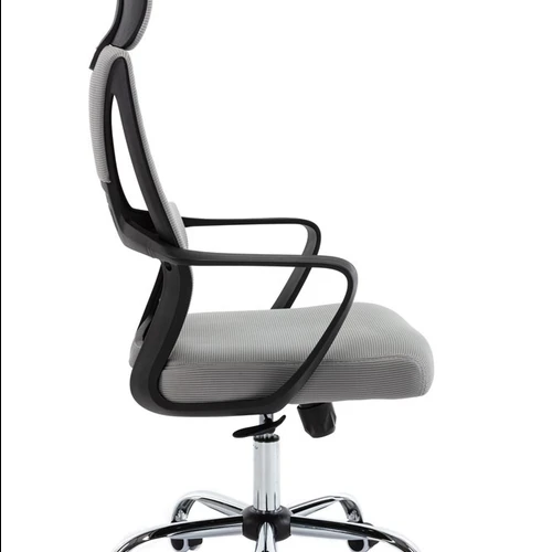 Patogi kėdė su galvos ir juosmens atrama bei porankiais