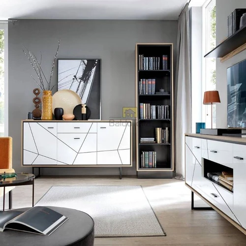 Spinta su blizgiu baltu ir juodu perlų atspalviu