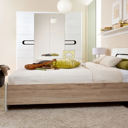 Minimalistinė lova iš LMDP ir MDF, 214 cm ilgio