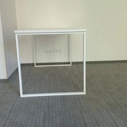 Kokybiški naudoti stalai Klaipėdoje