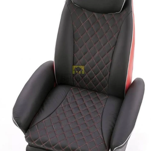 Juodos ir raudonos spalvos baldai iš dažyto plieno