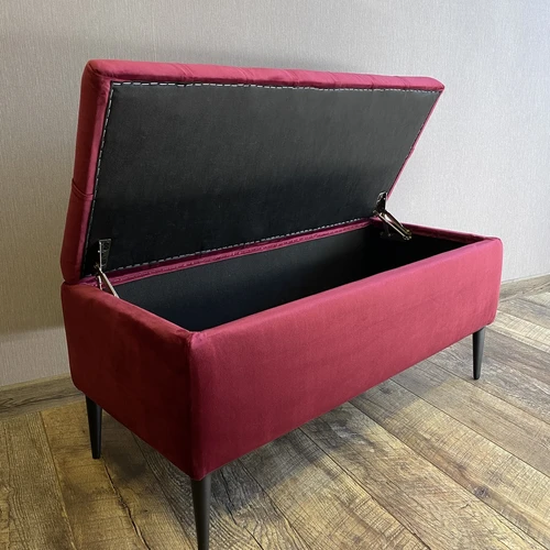 Stylingi Chester stiliaus minkštuoliai su daiktadėže