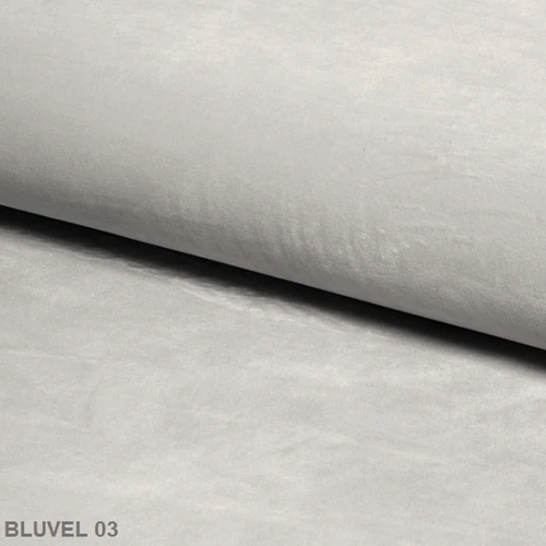 Minkštas fotelis su moderniu dizainu ir aksominiu audiniu