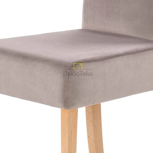 Tvarkinga pilka sofa su 110 kg apkrova