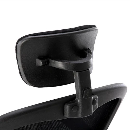 Patogi kėdė su reguliuojamu pasvirimu ir porankiais