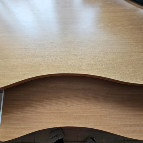 Patogus stalas darbui, mokslui ir žaidimams